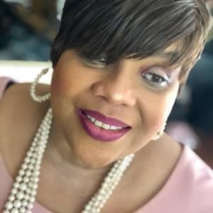 Meet your Posher, Glenda